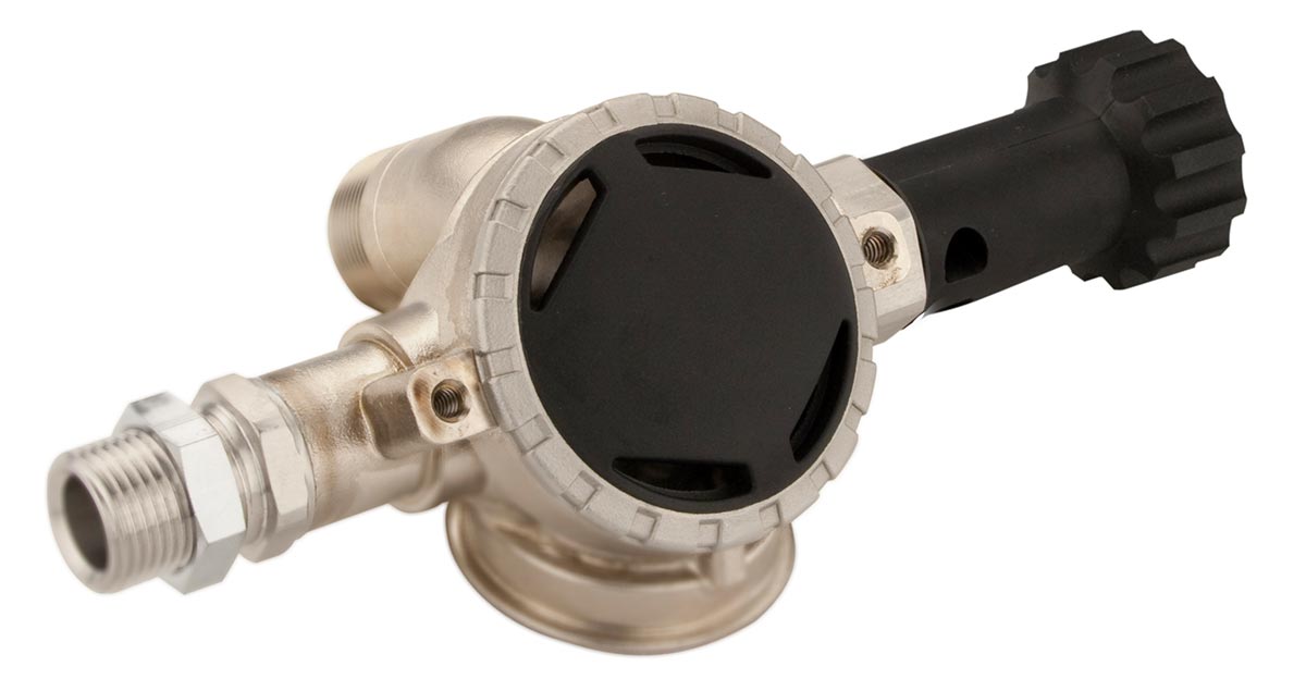 The now discontinued SuperFlow 450 regulator